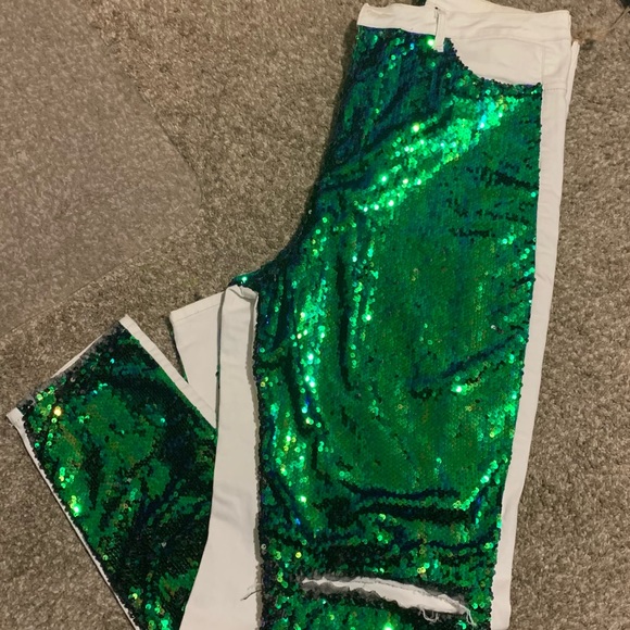 Jeans - Picture 2 of 3